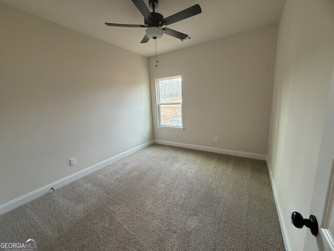 Building Photo - 55 Wright St