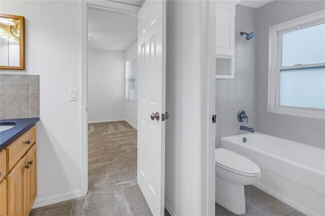 Building Photo - 2400 Feather Sound Dr