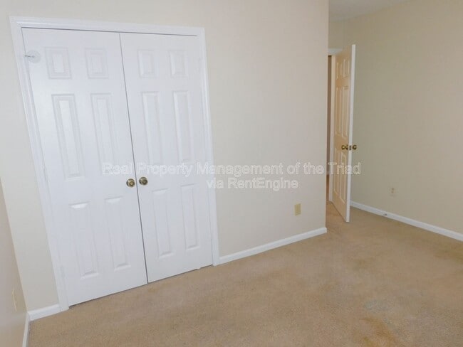 Building Photo - 600 Pecan Ridge Cir