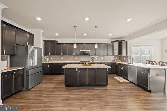 Building Photo - 1281 Backbone Wy