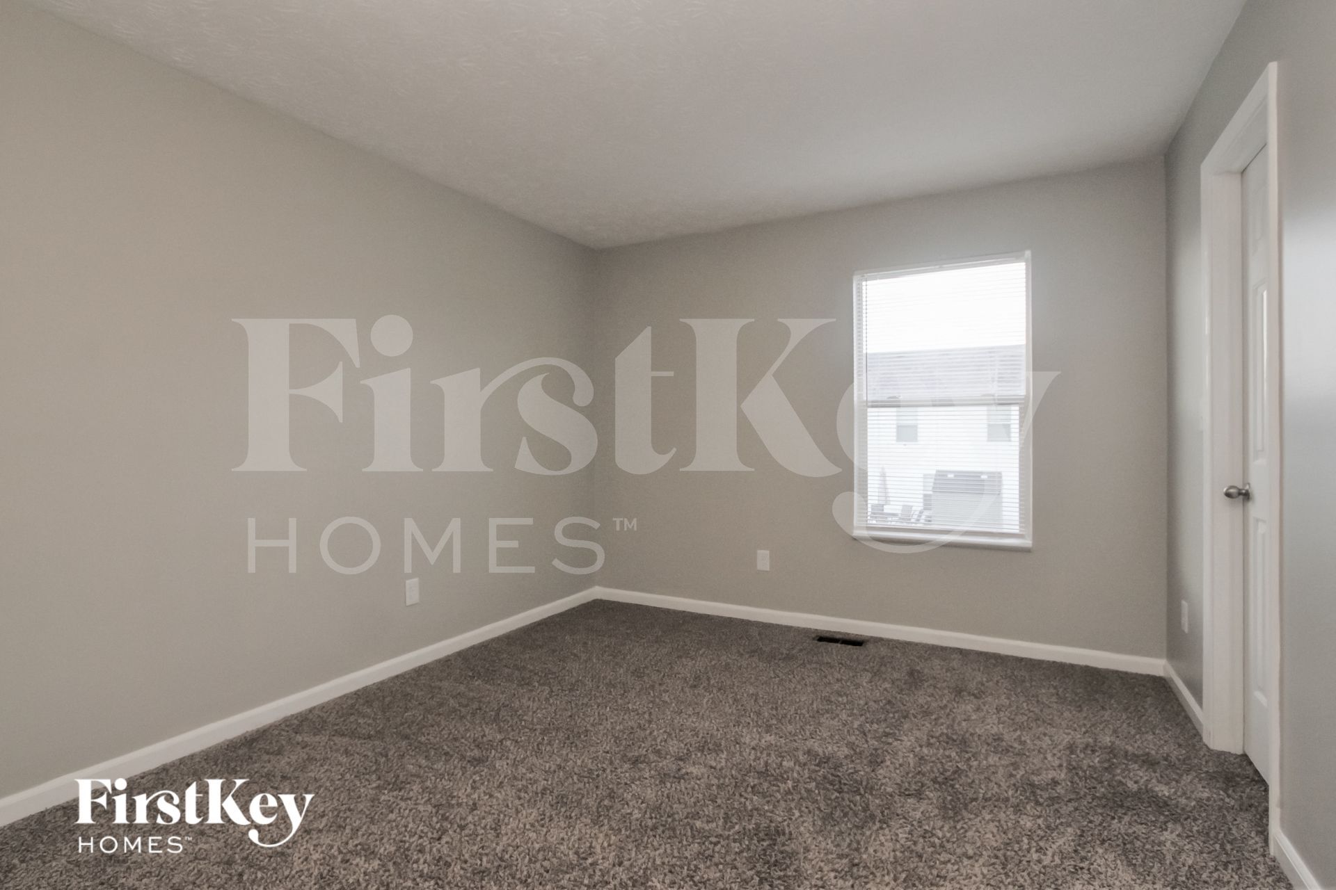 Building Photo - 5910 Prairie Creek Dr