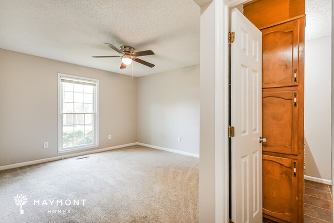 Building Photo - 3 Bedroom Home in Birmingham