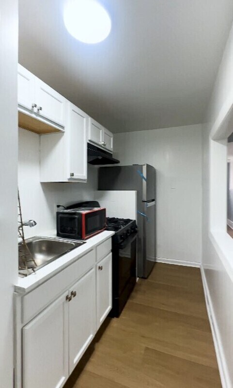 Building Photo - 6100 Nassau Rd