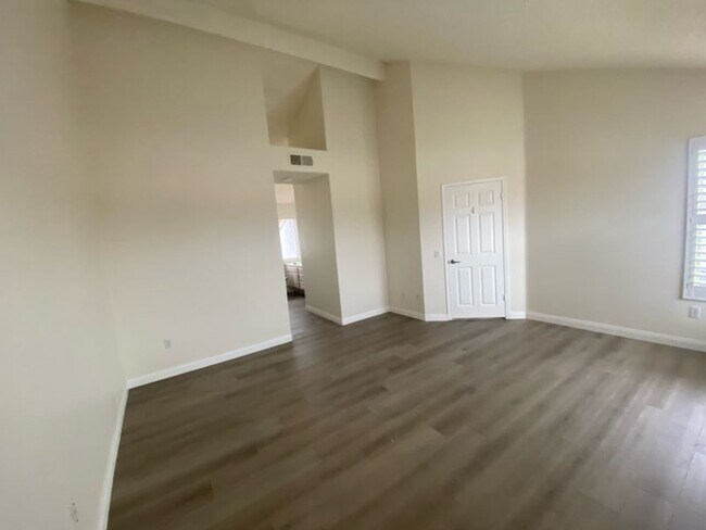 Building Photo - *+ 55 Community* 2bed/2.5bath home in Ocea...
