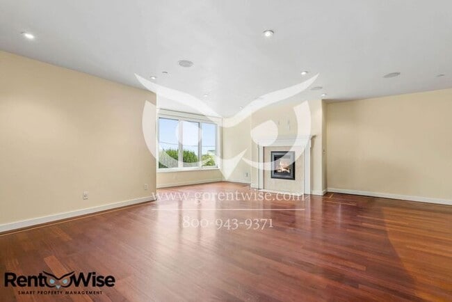 Building Photo - 727 Moraga St