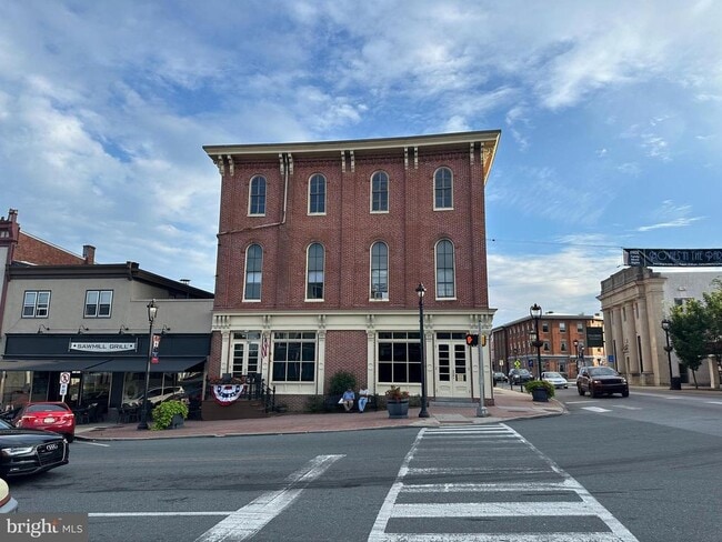 Building Photo - 5 S 3rd St