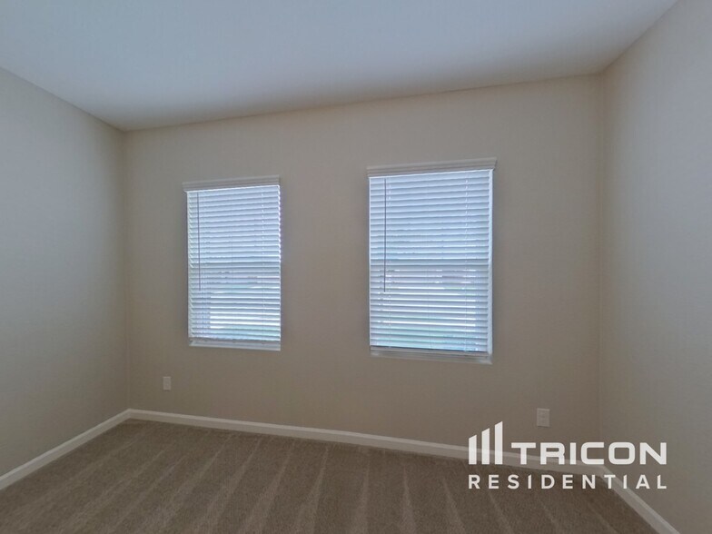 Building Photo - 10352 Jameson Ln