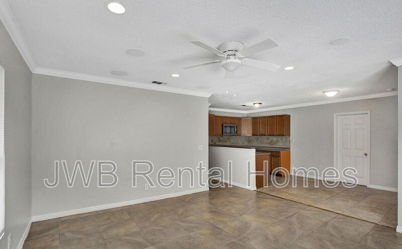 Building Photo - 3119 Dolly Dr