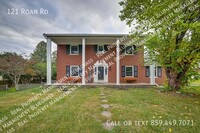 Building Photo - Amazing Find! 5 Bedroom 2.5 Bath in Versai...