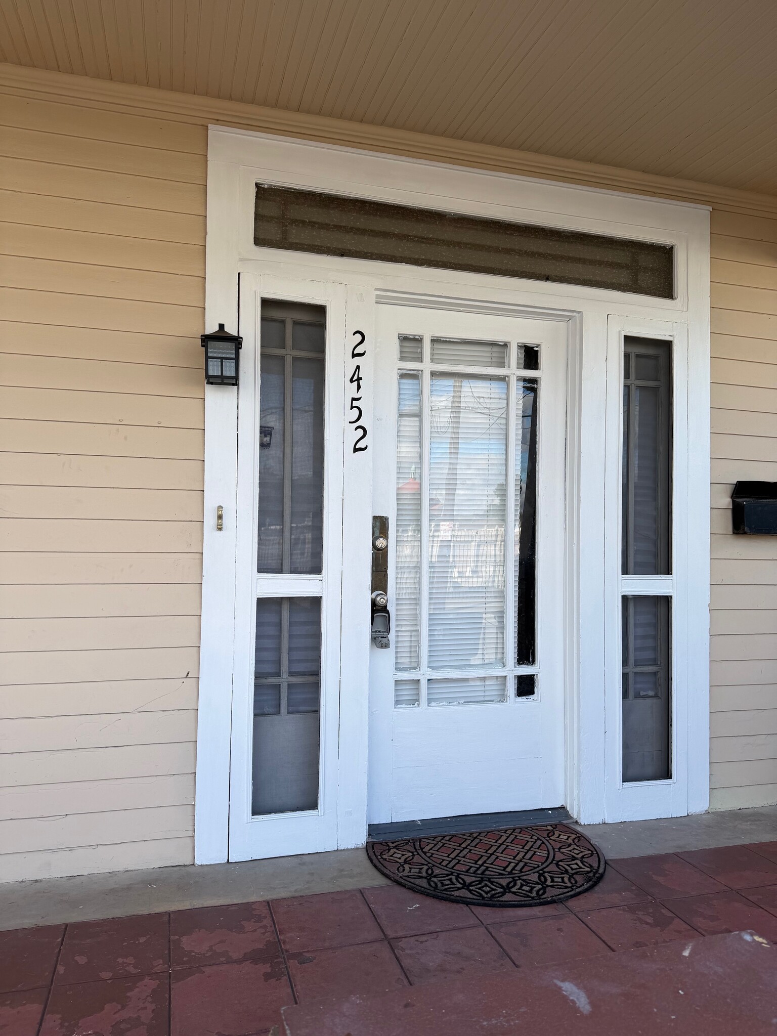 Building Photo - 2454 N Derbigny St