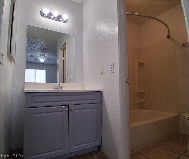 Building Photo - 1333 Kari Lee Ct