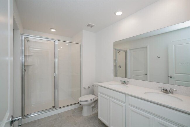 Building Photo - 167 Pershing St