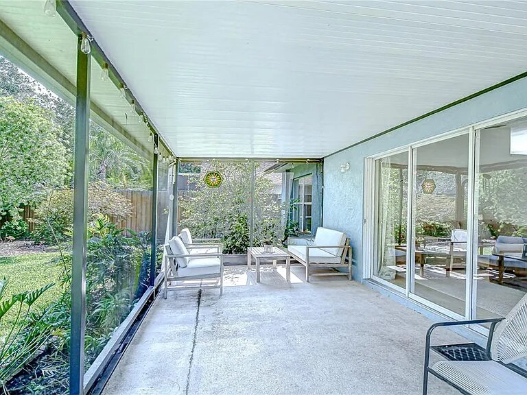 Building Photo - 7107 Colonial Lake Dr