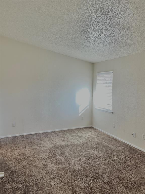 Building Photo - 121 Stonewood Dr