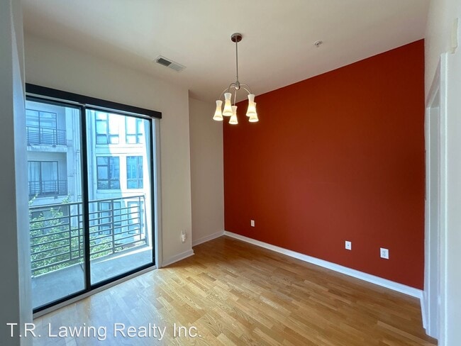 Building Photo - 1 br, 1 bath House - 525 East 6th Street  ...