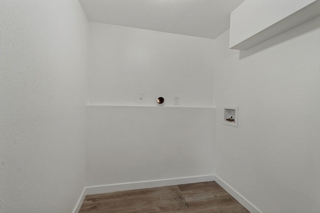 Building Photo - 5128 S 3760 W