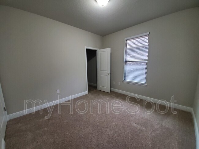 Building Photo - 5354 Woodlet Ct