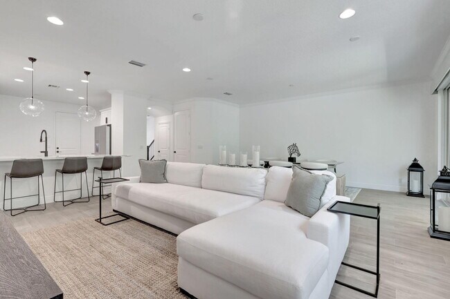 Building Photo - 15760 Italian Cypress Wy