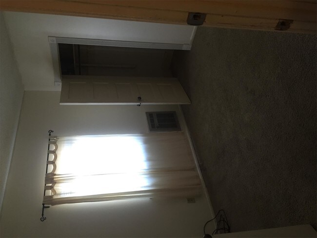 Building Photo - 1814 Hauser Blvd