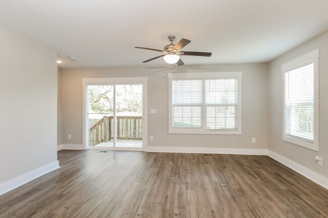 Building Photo - 913 N Boyce St