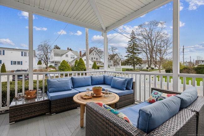 Building Photo - 15 Sols Point Rd