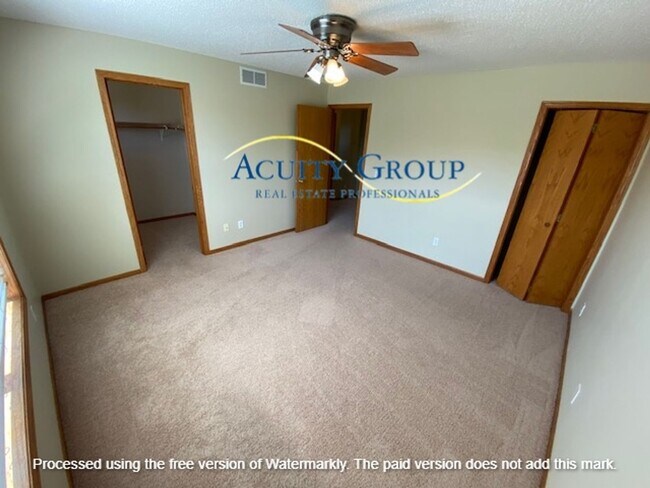 Building Photo - 3BR, 2BA Townhome for Rent in Zimmerman