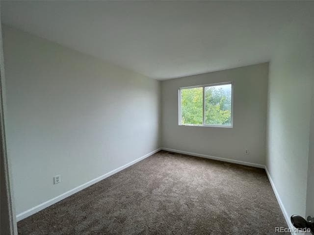 Building Photo - 2238 Dogwood Dr