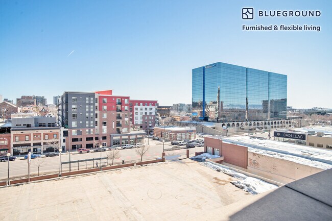 Building Photo - 816 Acoma St