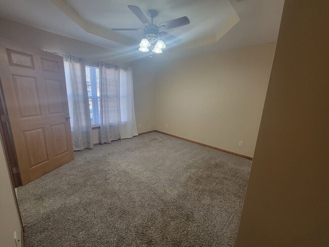 Building Photo - Beautiful 2 Bed, 2 Bath Luxury Condo - Free Month w/13 mo Lease!