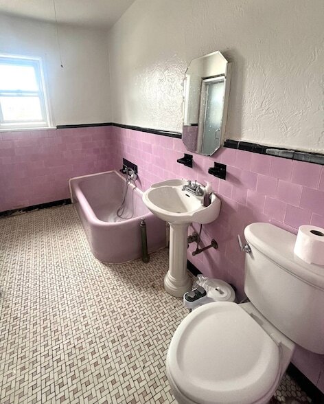 Building Photo - 3006 90th Street Unit