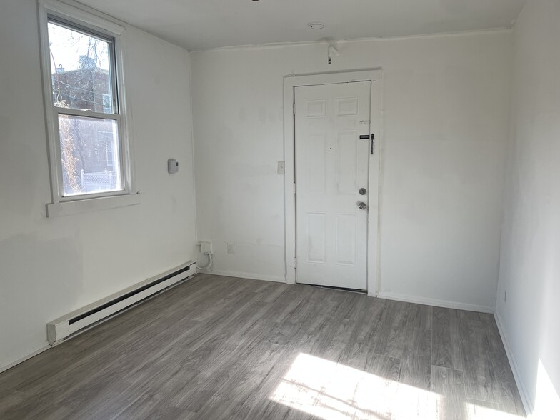 Building Photo - 1815 Bergenline Ave