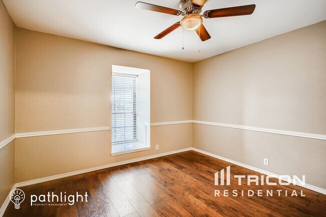 Building Photo - 100 Hacienda Dr
