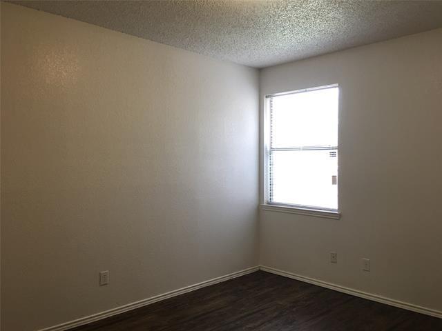Building Photo - 10328 Woodleaf Dr