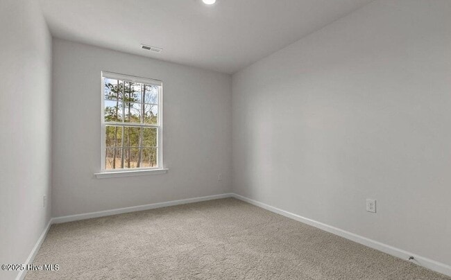 Building Photo - 2305 Gracie Ln