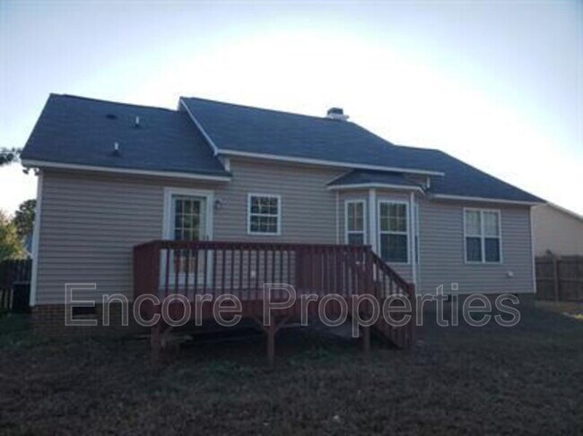 Building Photo - 433 Haybale Ct
