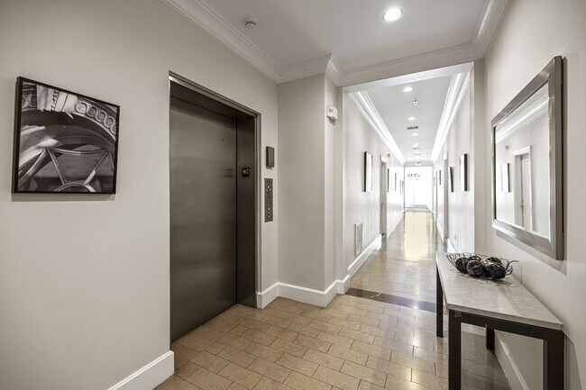 Building Photo - 2516 Q St NW