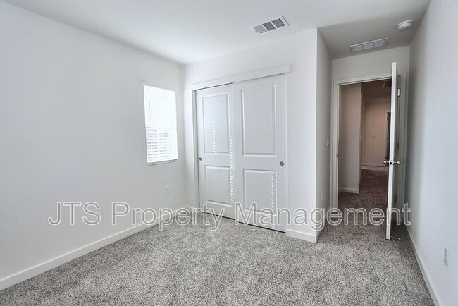 Building Photo - 8312 Whippersnapper Way