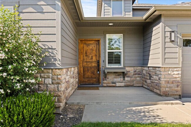 Building Photo - 10130 W Brownstone Dr