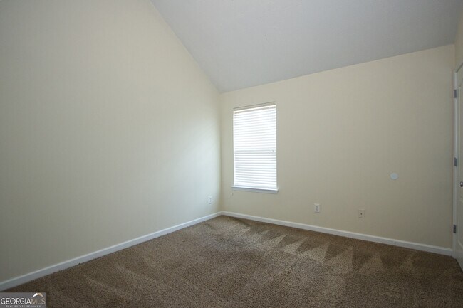 Building Photo - 4333 Beaver Tree St