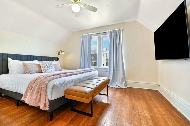 Building Photo - 835 E Boulder St