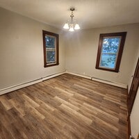 Building Photo - 266 Grove St