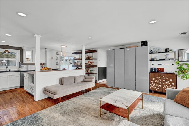 Building Photo - 1815 New Britain Ave