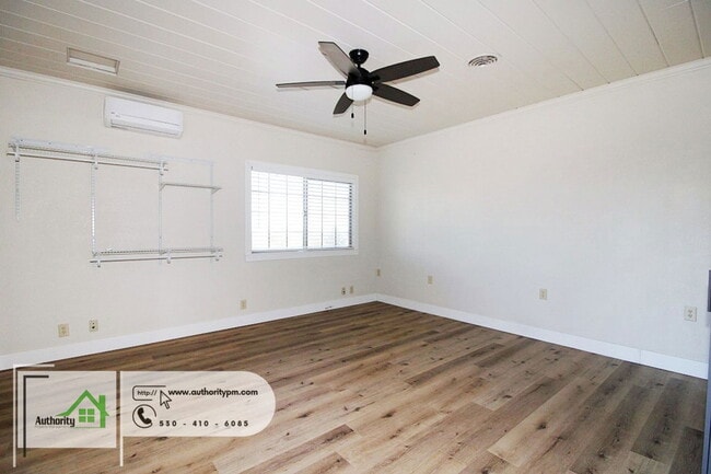 Building Photo - 19250 Hill St