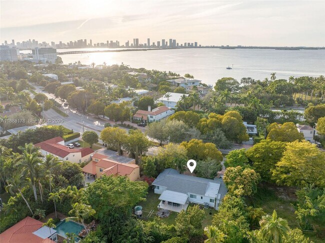 Building Photo - 4455 Alton Rd