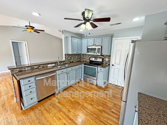 Building Photo - 503 Peach Grove Pl