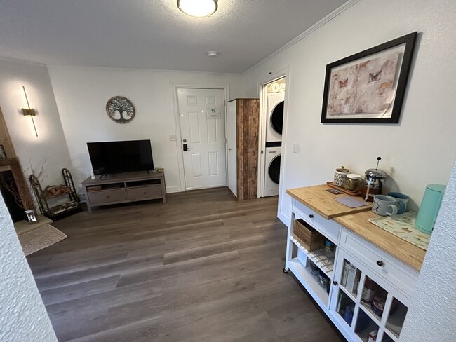 Building Photo - 12750 SE 110th Ct