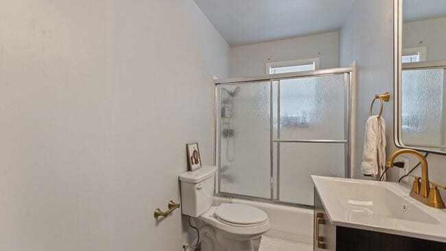 Building Photo - 830 W Caraway St