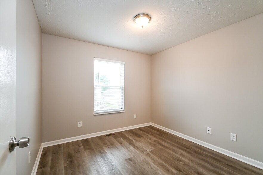 Building Photo - 11615 Signet Ln