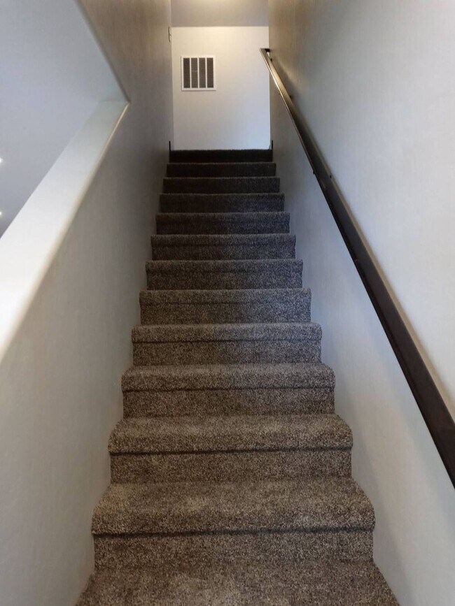 Building Photo - Beautiful Brand New Post Falls Home on the Prairie