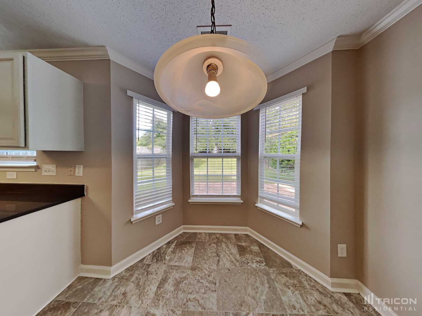 Building Photo - 3525 Sunset Hollow Ct